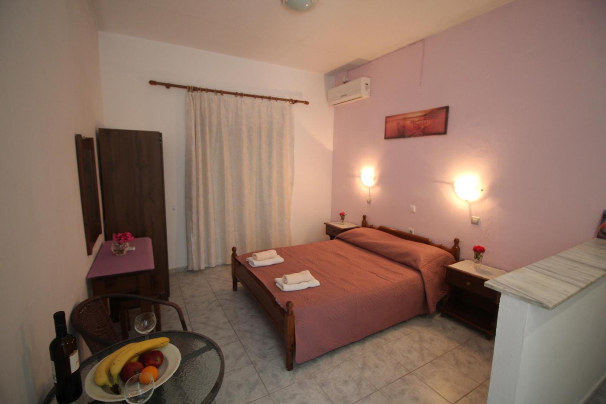 Tony'S Apartments Agios Georgios  Exteriér fotografie
