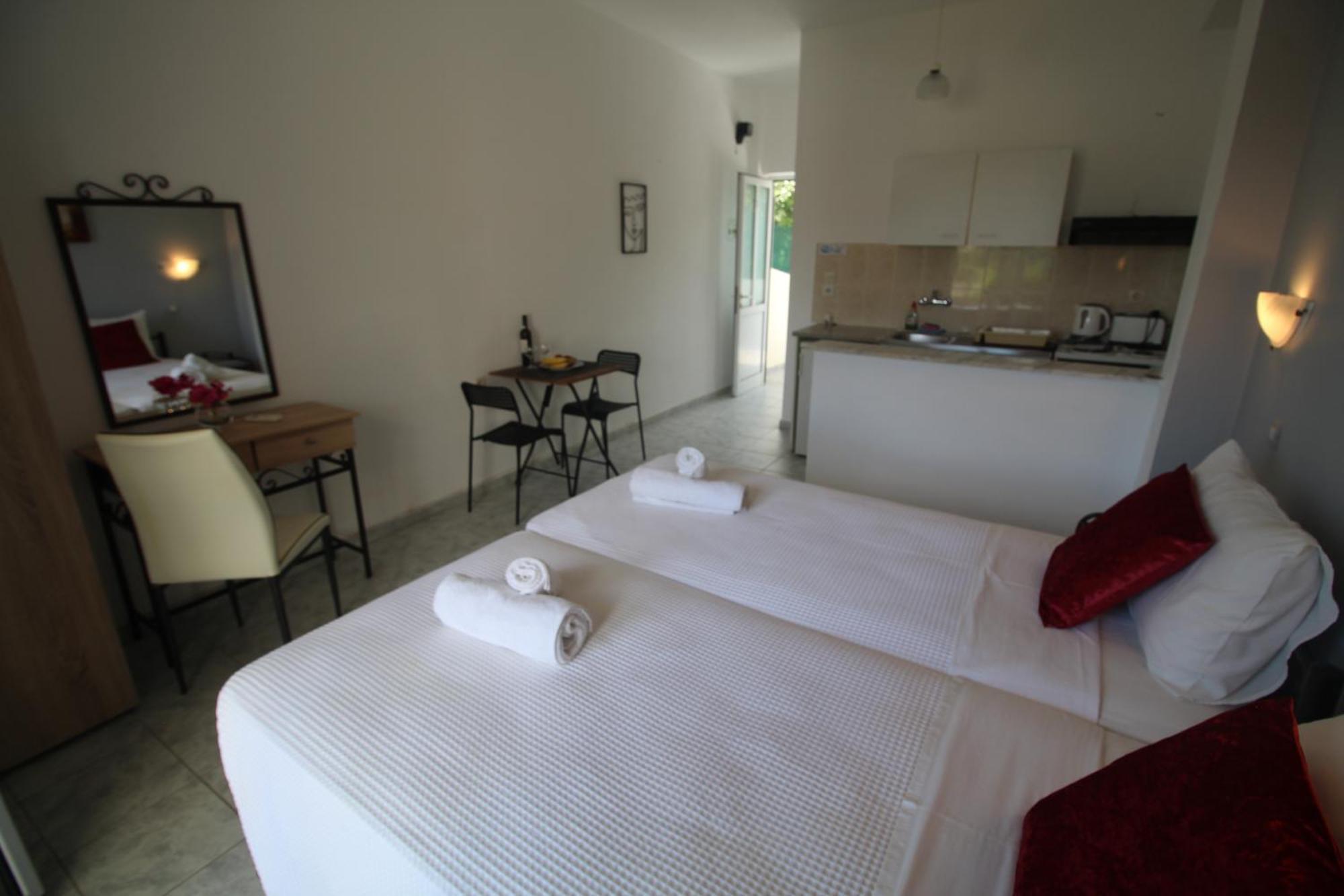 Tony'S Apartments Agios Georgios  Exteriér fotografie