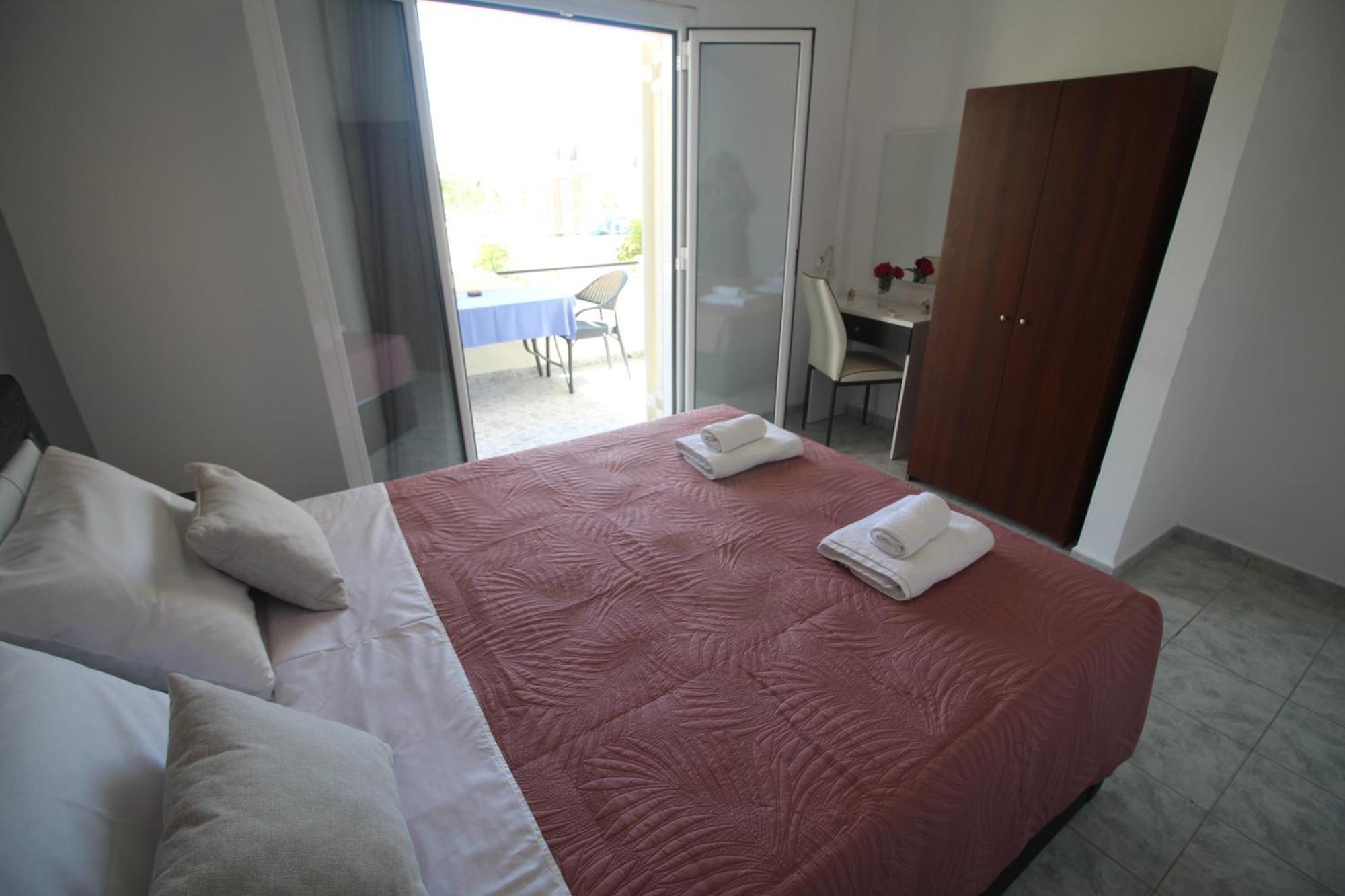 Tony'S Apartments Agios Georgios  Exteriér fotografie